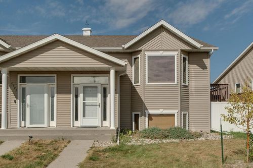 4793 Harvest Dr S, Fargo, ND, 58104-4331 | Card Image