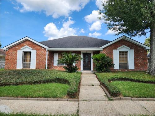 2700 Danbury Dr, New Orleans, LA, 70131-3848 | Card Image