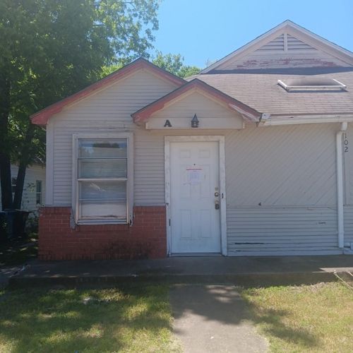120 W Heron St, Denison, TX, 75021-6359 | Card Image