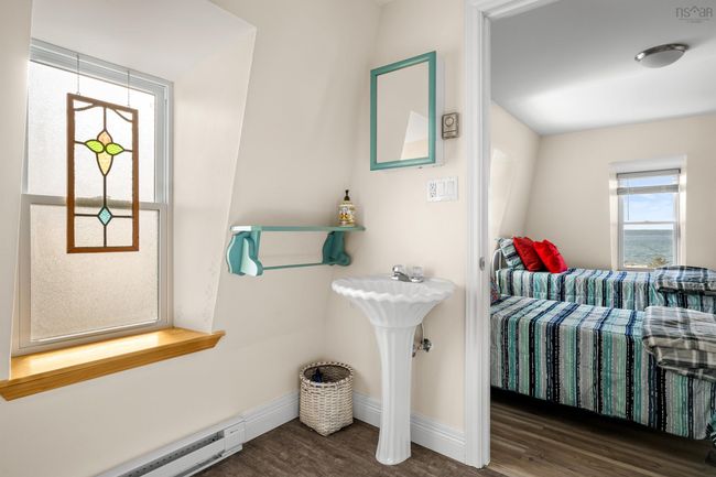125 The Point Rd, Home with 2 bedrooms, 3 bathrooms and null parking in Blue Rocks NS | Image 30