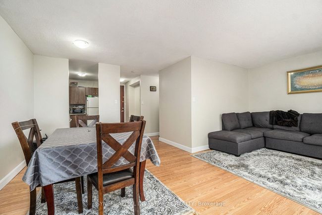 615 - 2000 Jasmine Cres, Condo with 3 bedrooms, 2 bathrooms and 1 parking in Ottawa ON | Image 6