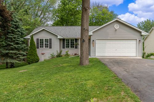 694 Lake Summerset Rd, DAVIS, IL, 61019-9555 | Card Image