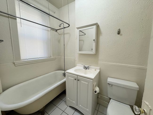 APT-35 - 41 Edgerly Rd, Condo with 1 bedrooms, 1 bathrooms and null parking in Boston MA | Image 4