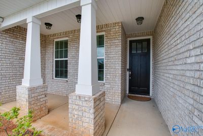 3001 Crystal Creek Drive, House other with 3 bedrooms, 2 bathrooms and null parking in Brownsboro AL | Image 3