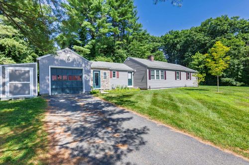 210 Hanover St, White River Junction, VT, 05001-8093 | Card Image