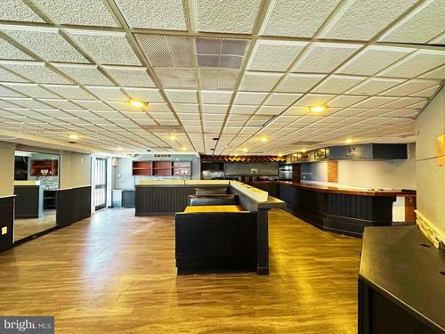 460 Route 33 E, East Windsor, NJ, 08520-4914 | Card Image