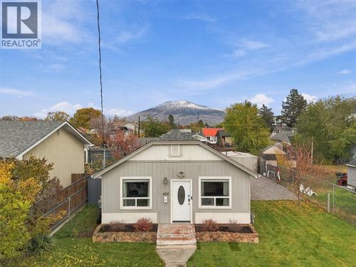 438 Royal Avenue, Kamloops, BC, V2B3P6 | Card Image