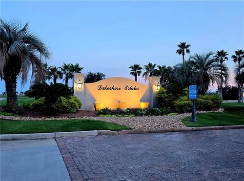 1072 Lakeshore Blvd, Slidell, LA, 70461-4678 | Card Image