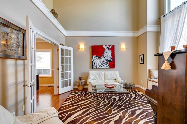 131 Patterson Drive Sw, House other with 5 bedrooms, 4 bathrooms and 4 parking in Calgary AB | Image 6
