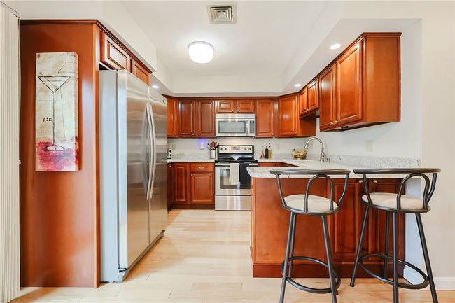 APT-53 - 2970 Mendon Rd, Condo with 2 bedrooms, 1 bathrooms and 2 parking in Cumberland RI | Image 7
