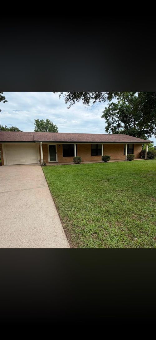18450 State Highway 110 N, Troup, TX, 75789-8306 | Card Image