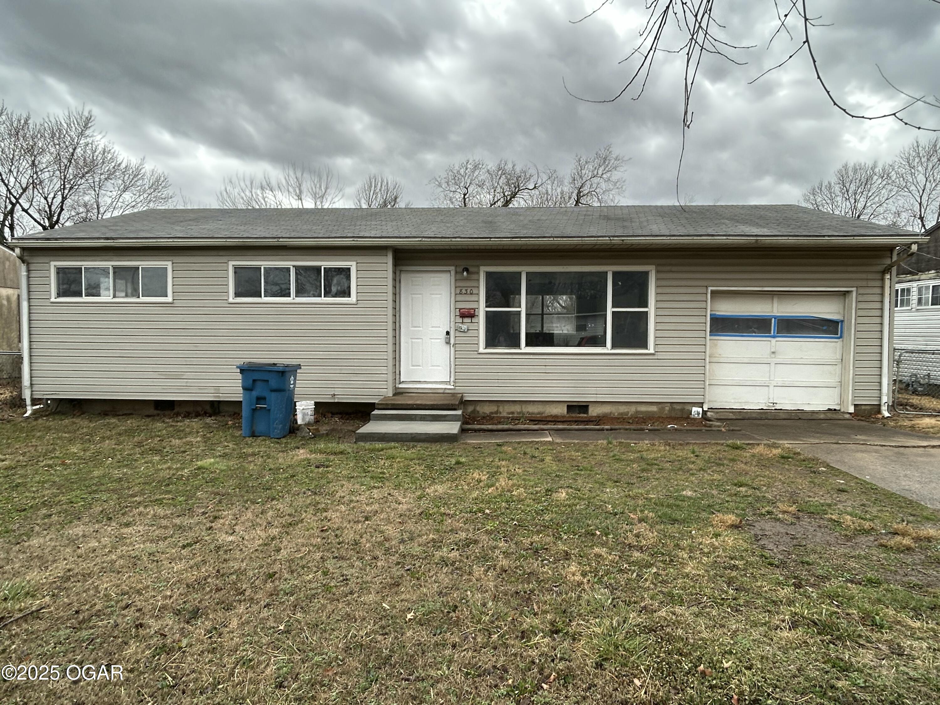 Massachusetts Ave, Joplin, MO 64801