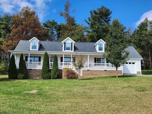 85 Chateau Ln, Fancy Gap, VA, 24328-2892 | Card Image