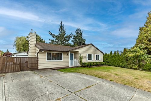 19964 53 Ave, Langley, BC, V3A6T4 | Card Image