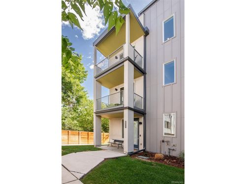 4475 E Warren Ave, Denver, CO, 80222-4962 | Card Image