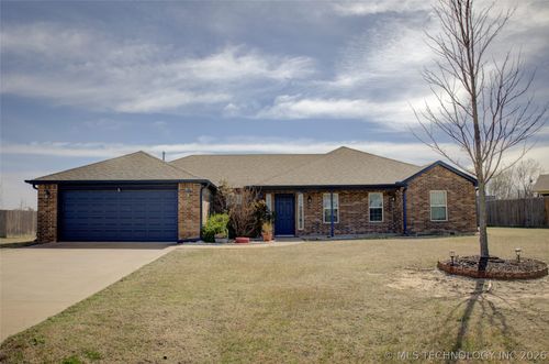 32 Hazel St, Inola, OK, 74036-5498 | Card Image