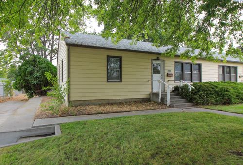 717 Taylor St, Richland, WA, 99354-2926 | Card Image