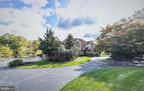2220 Bodine Rd, MALVERN, PA, 19355-8621 | Card Image