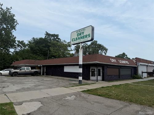 11230 Morang Dr, Detroit, MI, 48224-1705 | Card Image