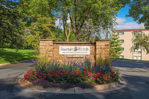 103-6670 Vernon Ave S, Edina, MN, 55436-1836 | Card Image