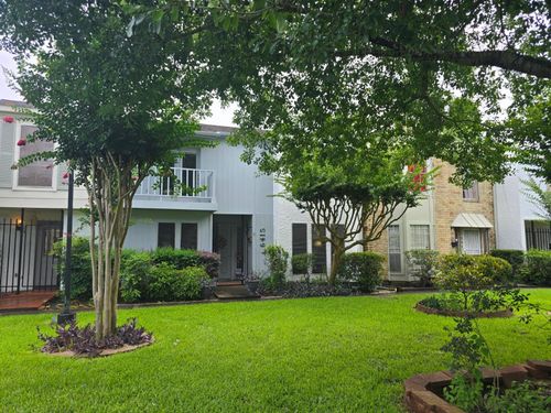 107-6415 Creekbend Drive, Houston, TX, 77096 | Card Image