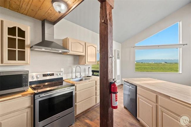 11 Back Up Rd, House other with 3 bedrooms, 2 bathrooms and null parking in Roberts MT | Image 14
