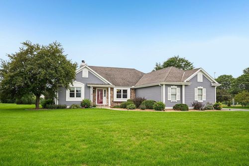 N64W13863 Cobblestone Drive, Menomonee Falls, WI, 53051 | Card Image