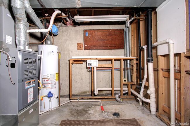Utility & Laundry Room | Image 28