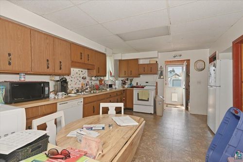 619 Fisher Ave, Superior, WI, 54880-1338 | Card Image