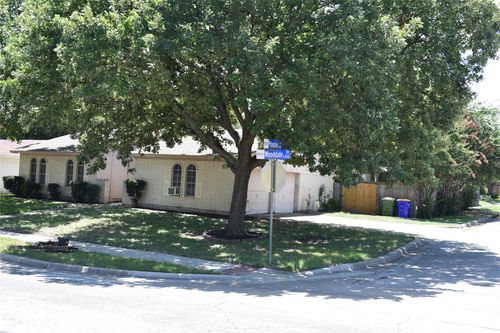 6545 Wooddale Dr, Watauga, TX, 76148-2854 | Card Image
