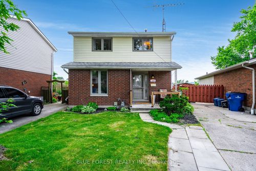 104 Copperfield Cres, Chatham, ON, N7M5X6 | Card Image