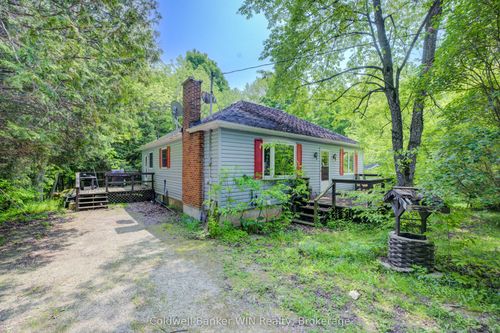 9609 O'Dwyers Rd, Minto, ON, N0G2L0 | Card Image