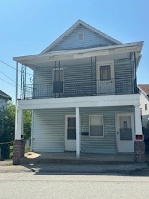 202 S Quarry St, Mount Pleasant, PA, 15666-2104 | Card Image