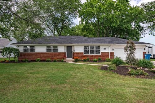 438 E Water St, Oak Harbor, OH, 43449-1533 | Card Image