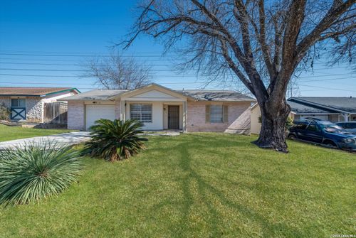 8422 Glen Mont, San Antonio, TX, 78239-3036 | Card Image