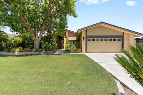 7308 Budge Way, Bakersfield, CA, 93309-4279 | Card Image