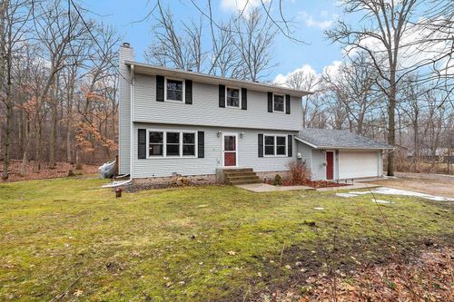 1320 Norcrest Ave N, Stillwater, MN, 55082-1726 | Card Image