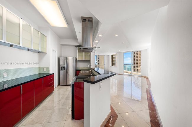 APT-2611 - 888 Brickell Key Dr, Condo with 2 bedrooms, 3 bathrooms and null parking in Miami FL | Image 5