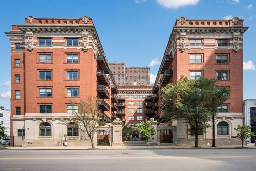 402-1439 S Michigan Ave, Chicago, IL, 60605-2869 | Card Image