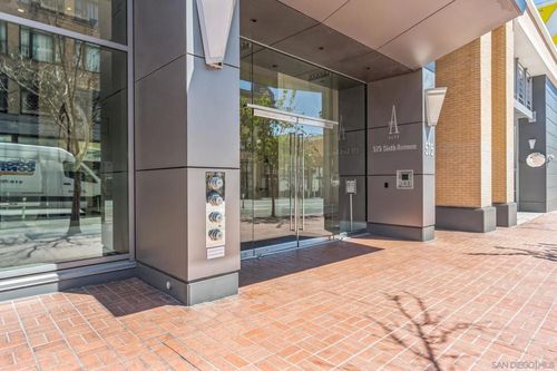 unit-409-575 6th Ave, San Diego, CA, 92101-8622 | Card Image