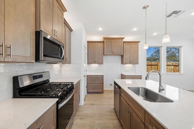 13108 Ditka Dr, House other with 4 bedrooms, 4 bathrooms and 5 parking in Manchaca TX | Image 6