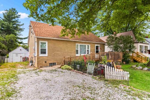 317 N Highland St, Creve Coeur, IL, 61610-3136 | Card Image