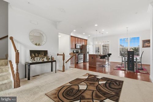 7206 Wood Meadow Way, LANHAM, MD, 20706-3288 | Card Image