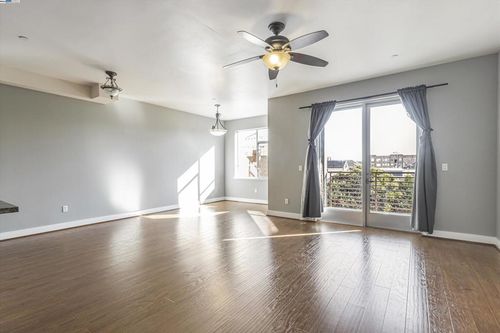 unit-302-1020 Jackson St, Oakland, CA, 94607-4874 | Card Image