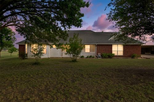 302 Blue Ribbon Rd, Waxahachie, TX, 75165-8721 | Card Image