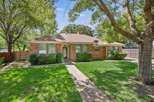 1201 Circle View Ct, Grapevine, TX, 76051-5069 | Card Image