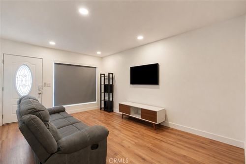 2900 Madison Ave, Fullerton, CA, 92831-2262 | Card Image