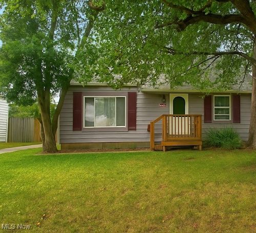 18800 Puritas Ave, Cleveland, OH, 44135-1052 | Card Image