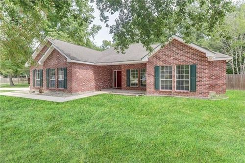 30167 East St, Lacombe, LA, 70445-3071 | Card Image