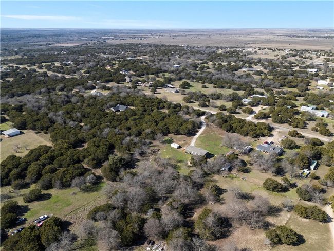 199 County Road 3585, House other with 3 bedrooms, 2 bathrooms and null parking in China Spring TX | Image 26